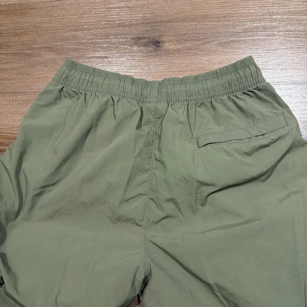 Jordan Essential Statement Woven Nylon Pants Men's SMALL Olive Green FV7306-222